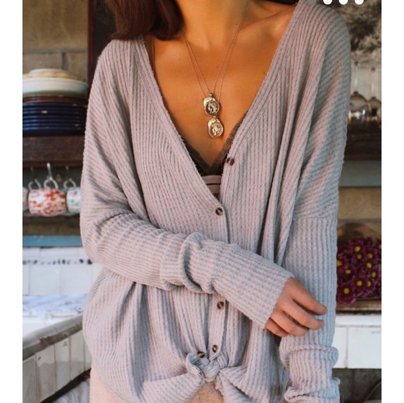Urban Outfitters Tops - Gray urban outfitters over sized tie front thermal